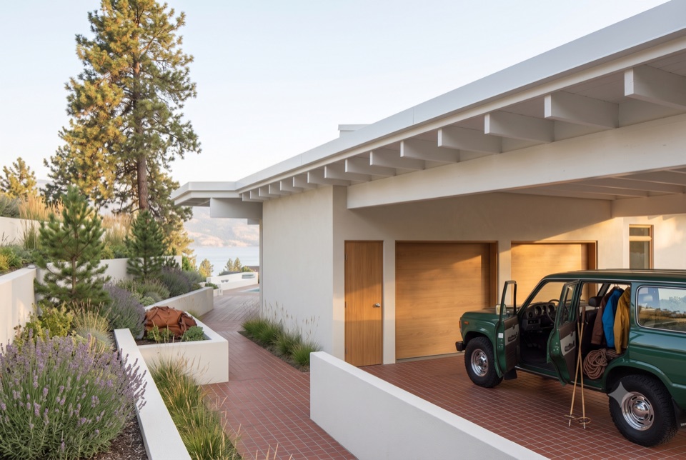 The garage wing.